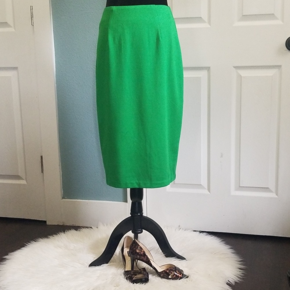NWT Kelly Green Pencil Skirt  DAINTY JEWELL'S sm